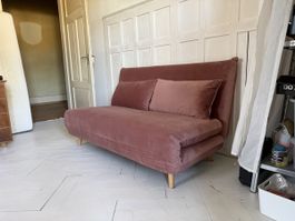Kleines Sofa(Bettsofa) samt
