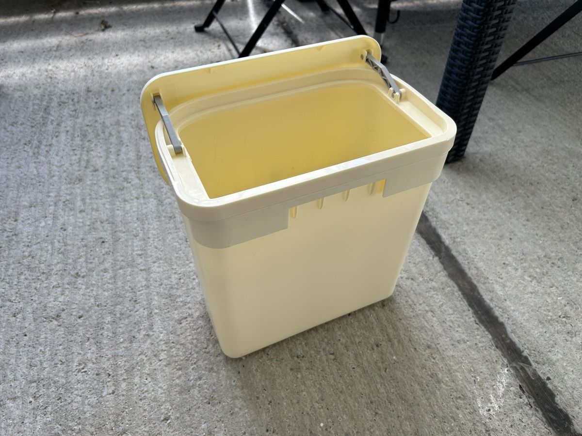 Cestini per rifiuti: Küchenabfalleimer 12L beige Hängeabfalleimer – Usato da Winterthur venduto da pas_p6pr 2