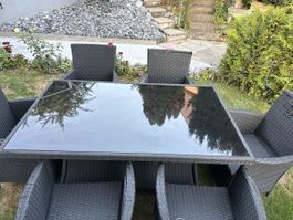 Gartentisch Rattanoptik mit 6 Stühlen Glasplatte gute Zustan