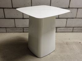 Vitra Beistelltisch Metal Sidetable