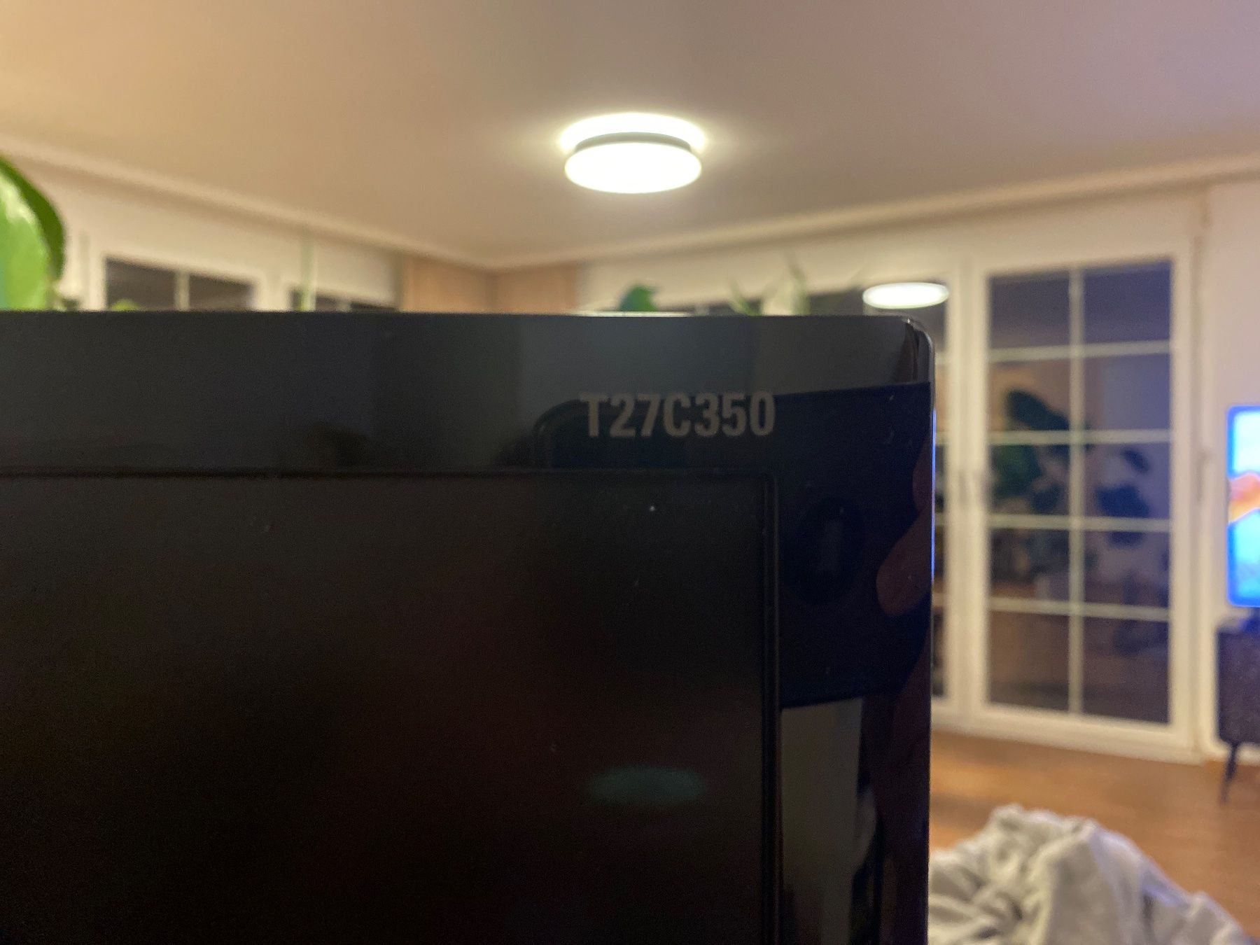 Samsung Monitor: Samsung Bildschirm Model: T27C350EW – Usato da Wilderswil venduto da Nicolas.Studer 2