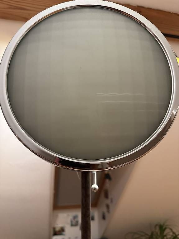 Lampade: LED-Steh-Lampe – Usato da Winterthur venduto da RajivS 1