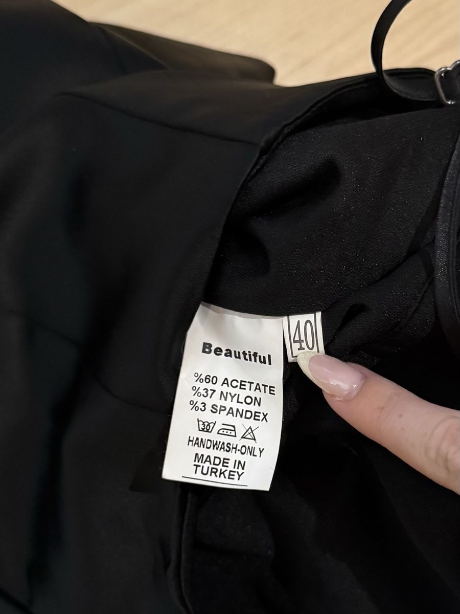 Vestiti: Schickes, schwarzes Kleid, Grösse 40 – Nuovo (secondo la descrizione) da Tuggen venduto da jess_gls06 3