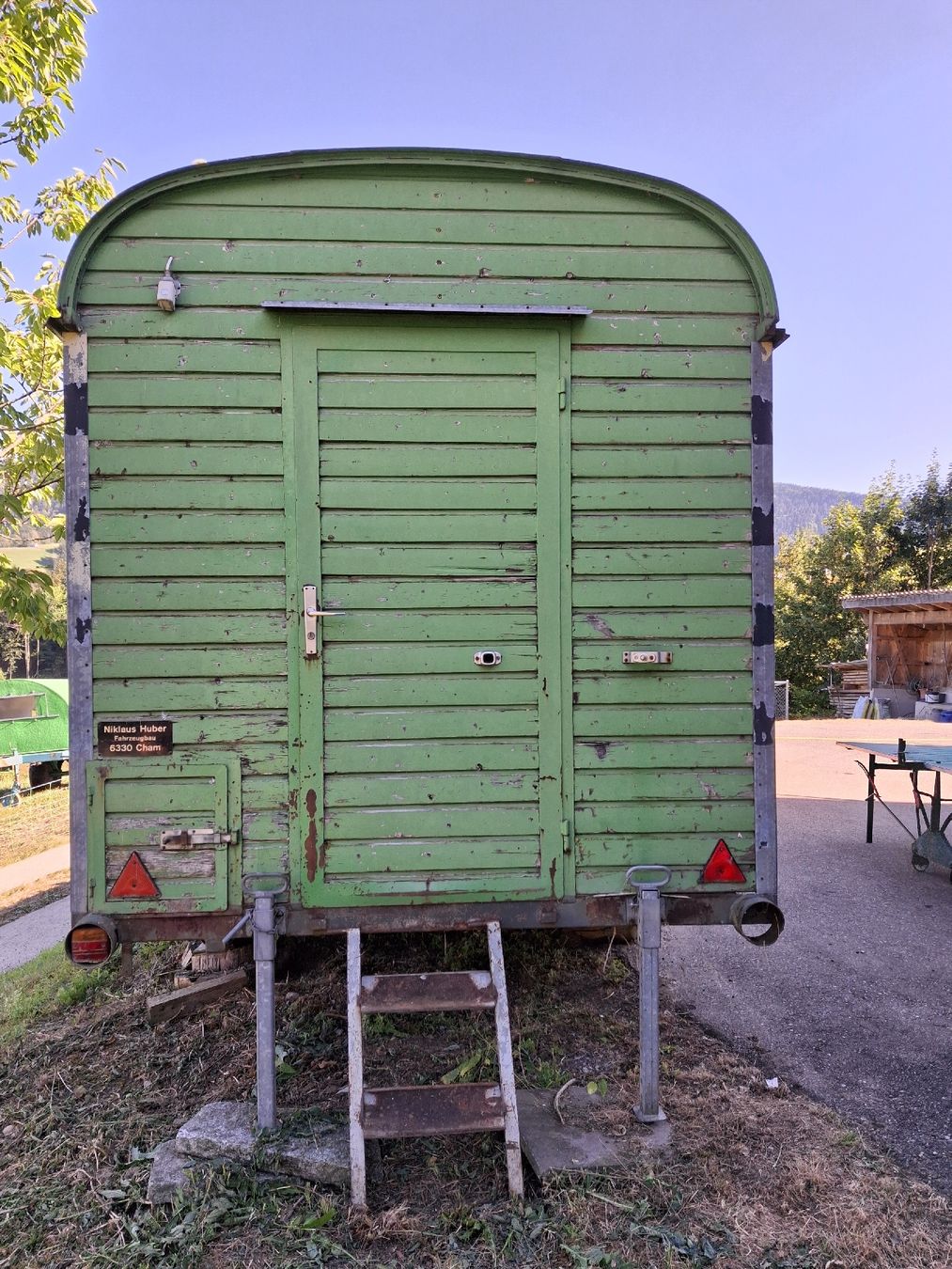 Remorques: Bauwagen Kleintierstall Tinyhaus – D'occasion à Libingen par Cm81 4