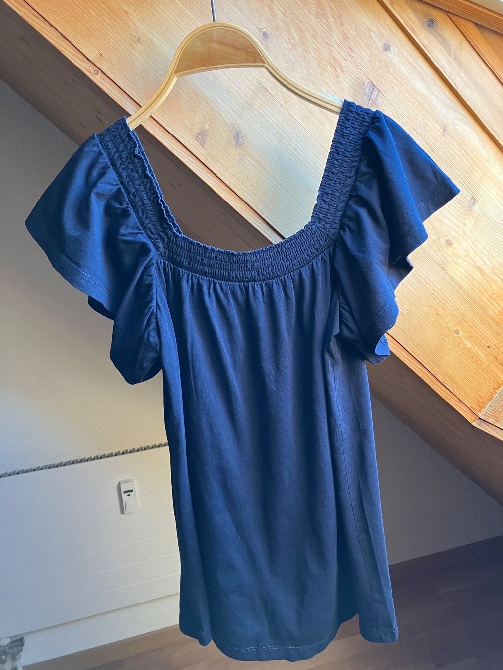Esprit T-shirt: dunkelblaues Shirt – Usato da St. Gallen venduto da andreav. 1