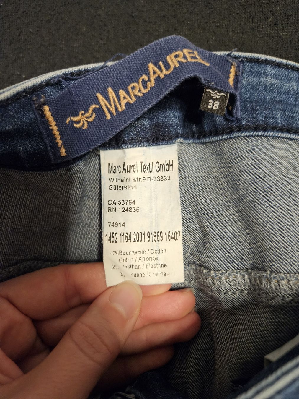 Jeans: Marc Aurel Boyfriend Jeans, Gr. 38 – D'occasion à St. Gallen par Rebiili 2