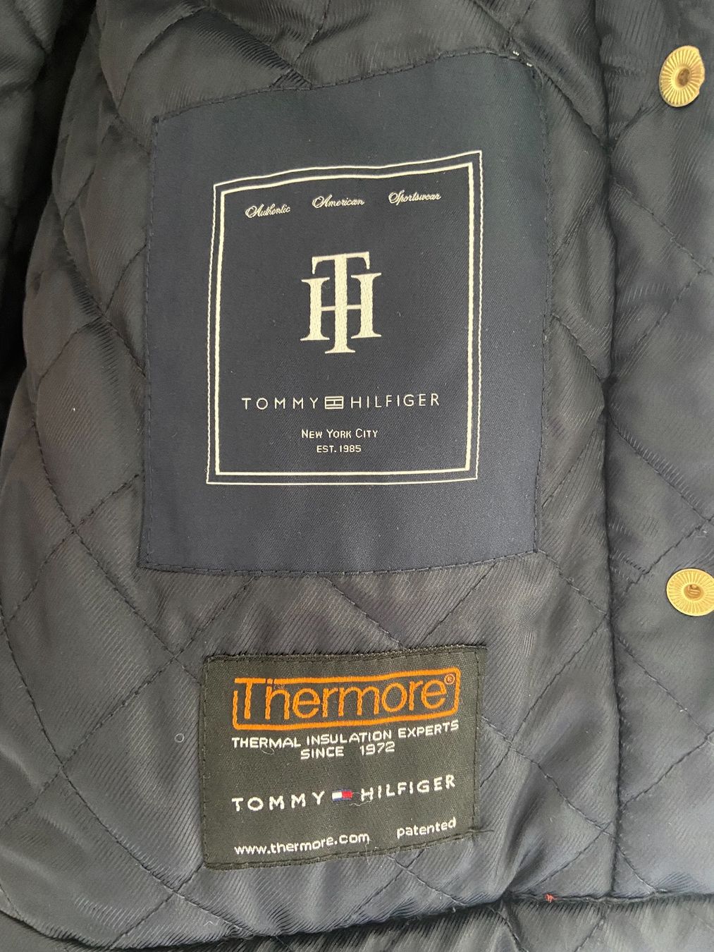 Tommy Hilfiger Jacken: Tommy Hilfiger Winterjacke – Neu (gemäss Beschreibung) aus Büsserach von vimeco.43 5