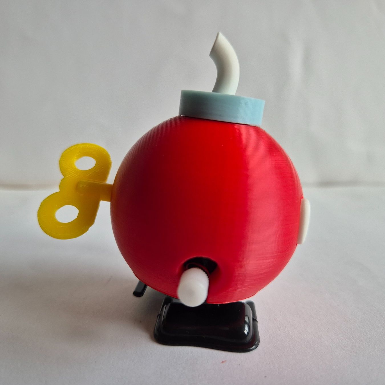 Nintendo Statuette: Bob-Omb Aufziehfigur - rot - MER – Nuovo (secondo la descrizione) da Zürich venduto da Mephisto87 1
