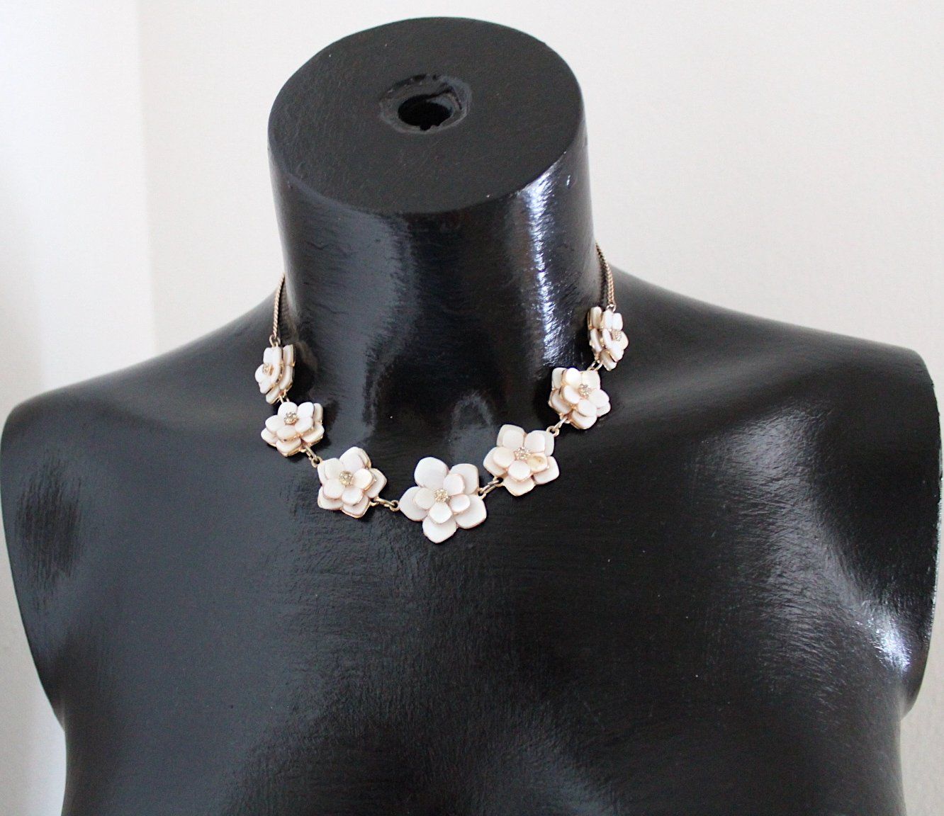 Catenine: Neu, Modeschmuck Kette, Länge max. ca. 23 cm. – Usato da Locarno venduto da madame-tus-sauds 1