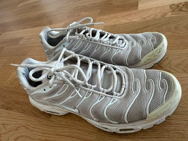 Nike Scarpe da uomo: Nike TN Air Max Plus White Gr.43 – Usato da Wabern venduto da adamovski 1