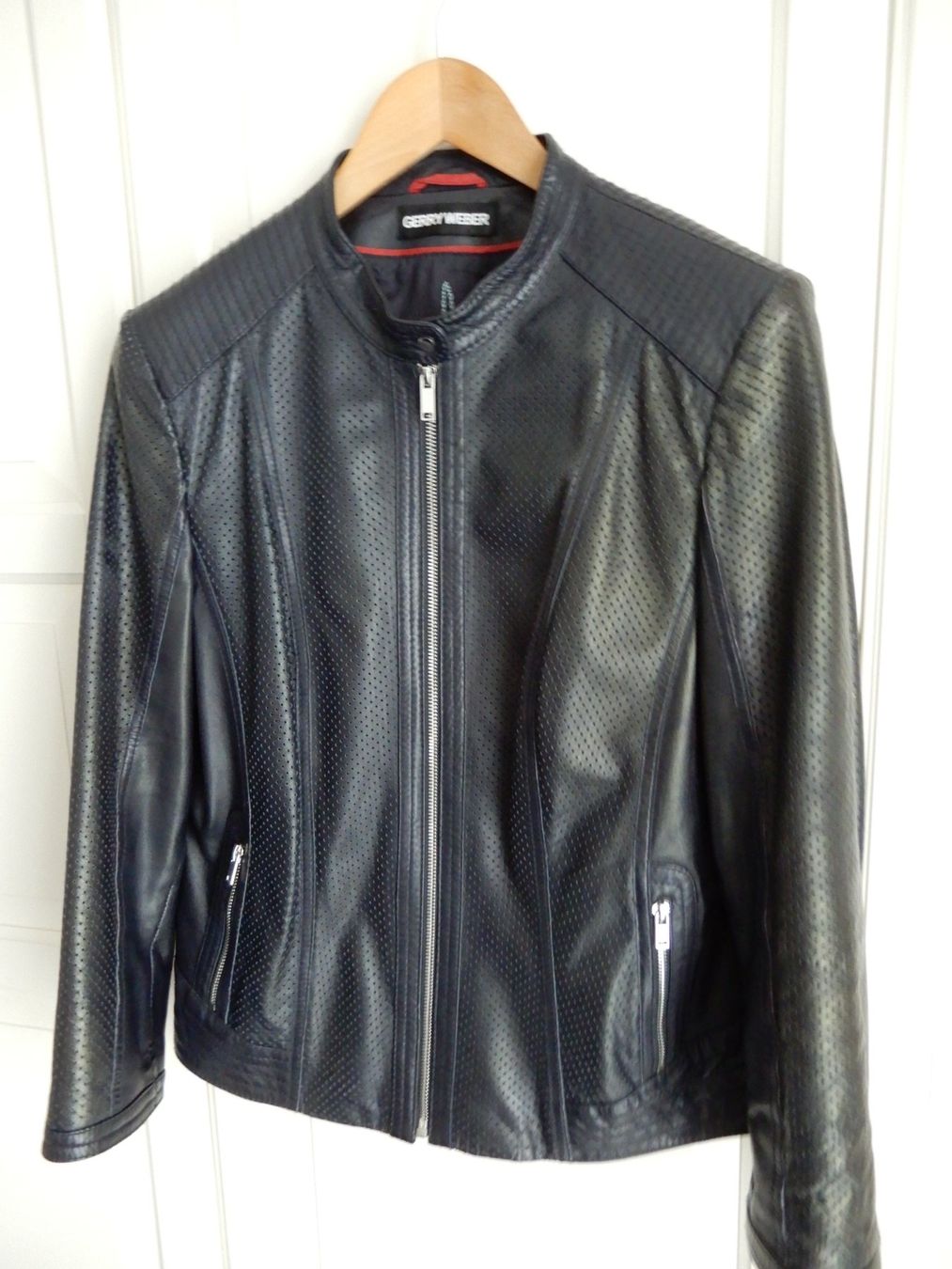 Gerry Weber Jacken: Gerry Weber, Lederjacke dunkelblau, Grösse 42 – Gebraucht aus Burgdorf von Liss 9