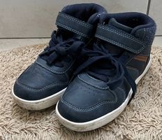 Schuhe Gr. 31