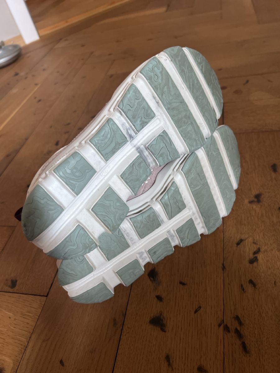 On Chaussures femmes: On Cloudaway – D'occasion à Zürich par Sarah552 1