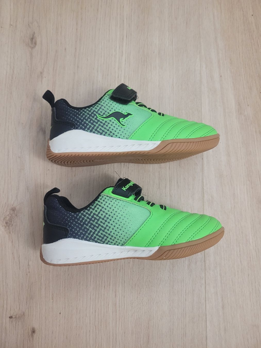 Schuhe für Jungen: Hallenschuhe Gr. 27 Kangaroos – Gebraucht aus Lupsingen von sta_wgg5 4