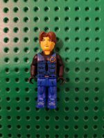 LEGO Jack Stone js013 Jack Stone - Black Jacket, Blue Legs