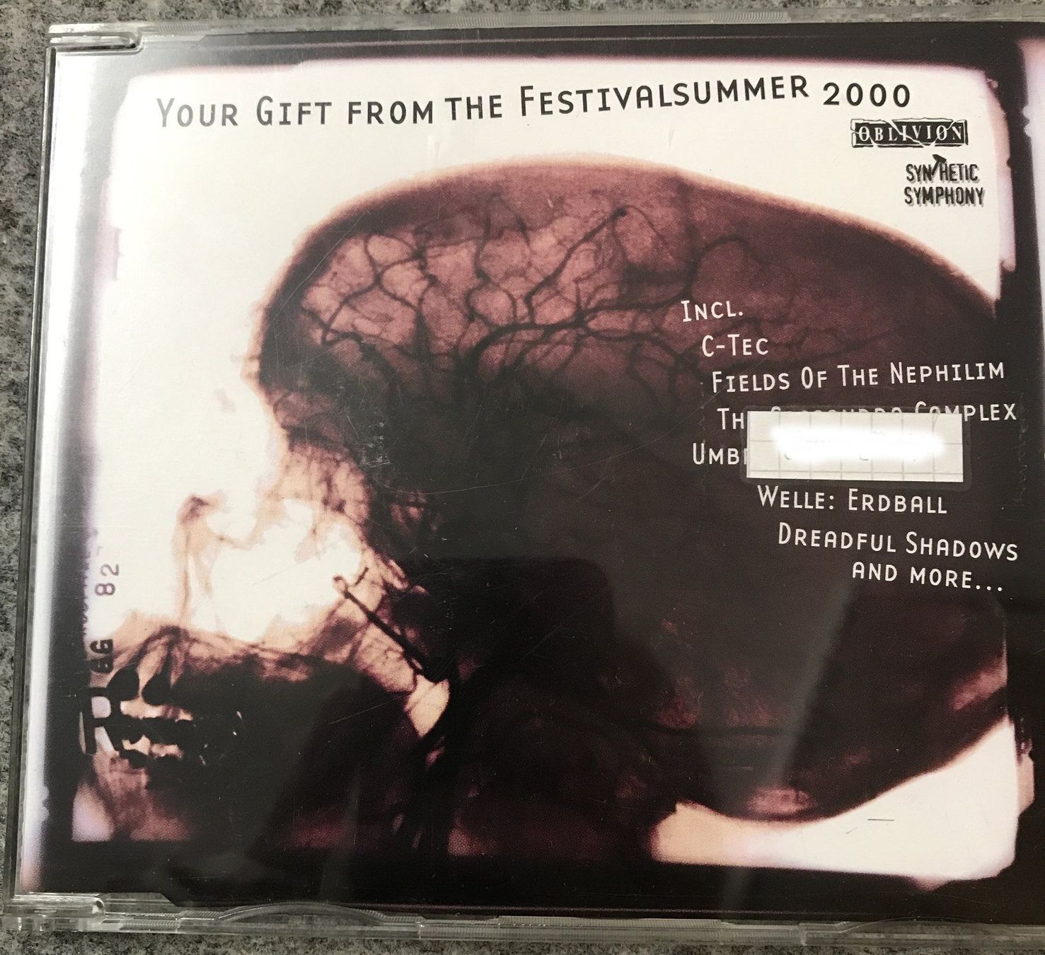 CD: CD- Your Gift From The Festival Summer 2000 – Usato da Guntershausen venduto da Gloominati