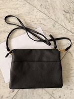Umhängetasche / Handtasche schwarz neuwertig