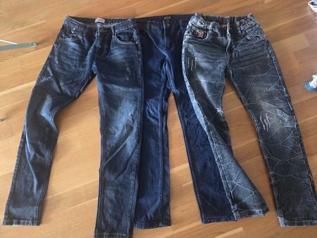Jeans Jungen Gr 146 
