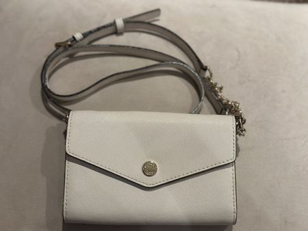 Michael Kors Crossbody Clutch creme white