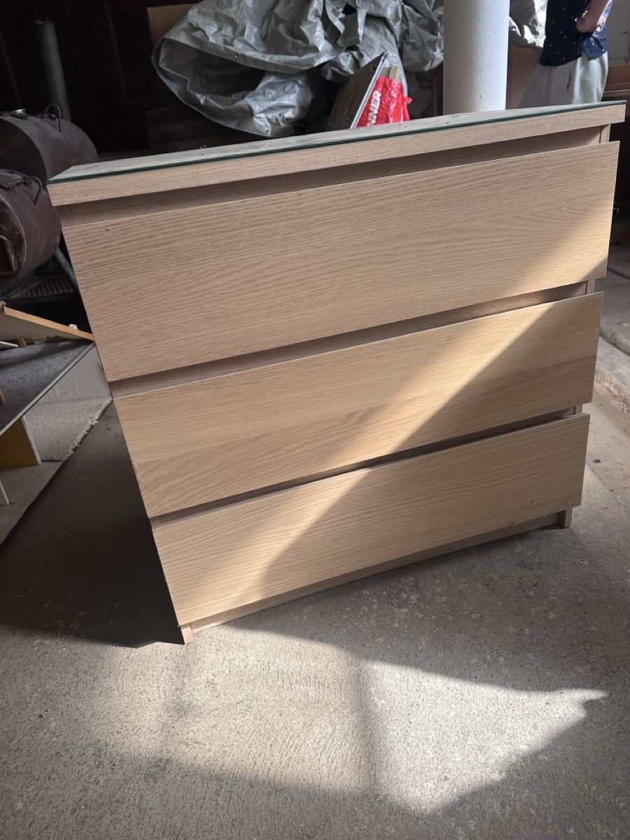 Cassettiere: Malm Kommode drei Schubladen – Usato da Adlikon venduto da Chbu84