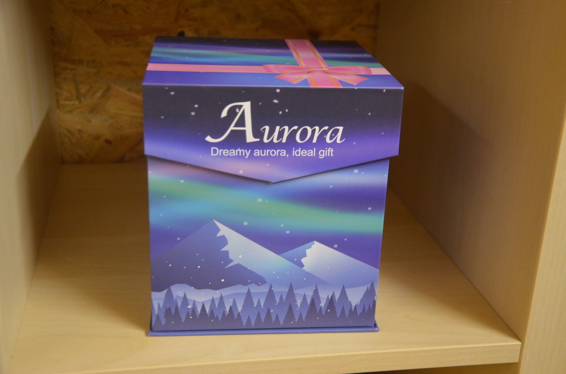Sonstige Dekorationen & Accessoires: BOITE A CADEAUX – Gebraucht aus Chiasso von Dolly015