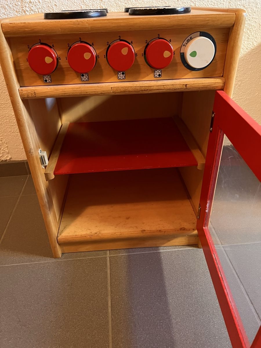 Giocattoli: Holzkinderküche "Sibir" mit Backofen – Usato da Ossingen venduto da Braghi