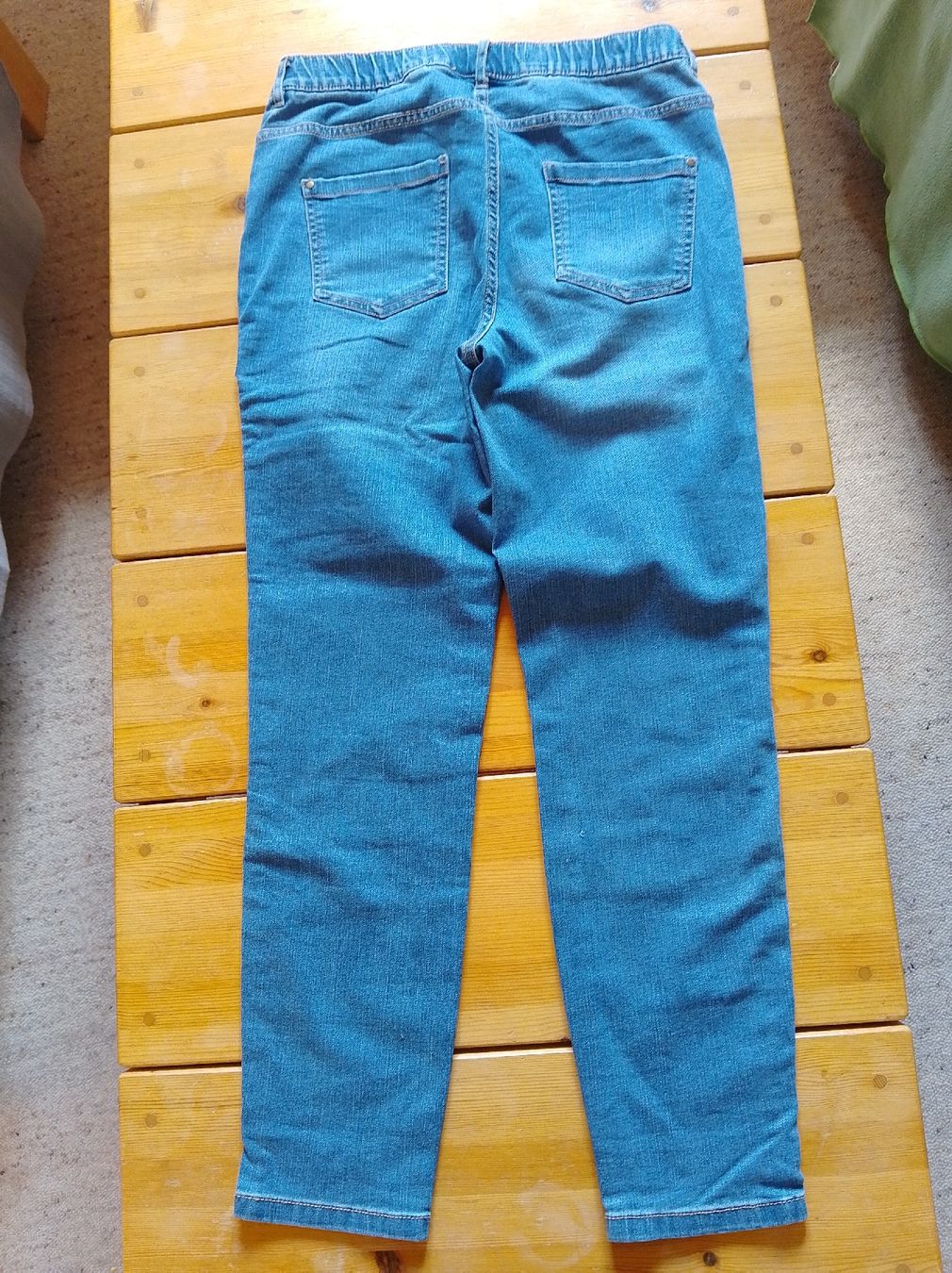 Jeans: Jeans Grösse 40 NEU – Nuovo e nell'imballaggio originale da Rigi Kaltbad venduto da san_rxc2 1