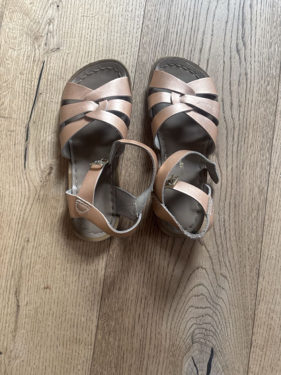 Salt-Water Chaussures femmes: Sandales salt water  – D'occasion à Sion par disching