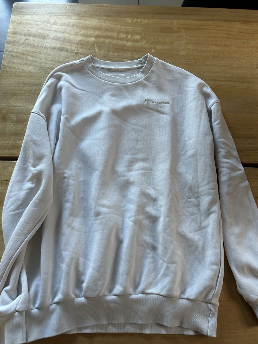 Champion Pullover & Sweatshirts: Pull blanc Champion – Gebraucht aus Muraz (Collombey) von Jul_ff 1