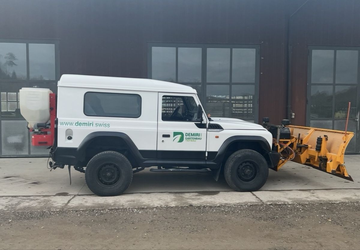 Iveco Veicoli commerciali: Iveco Massif HPT Winterdienst – Usato da Effretikon venduto da KSQ 2