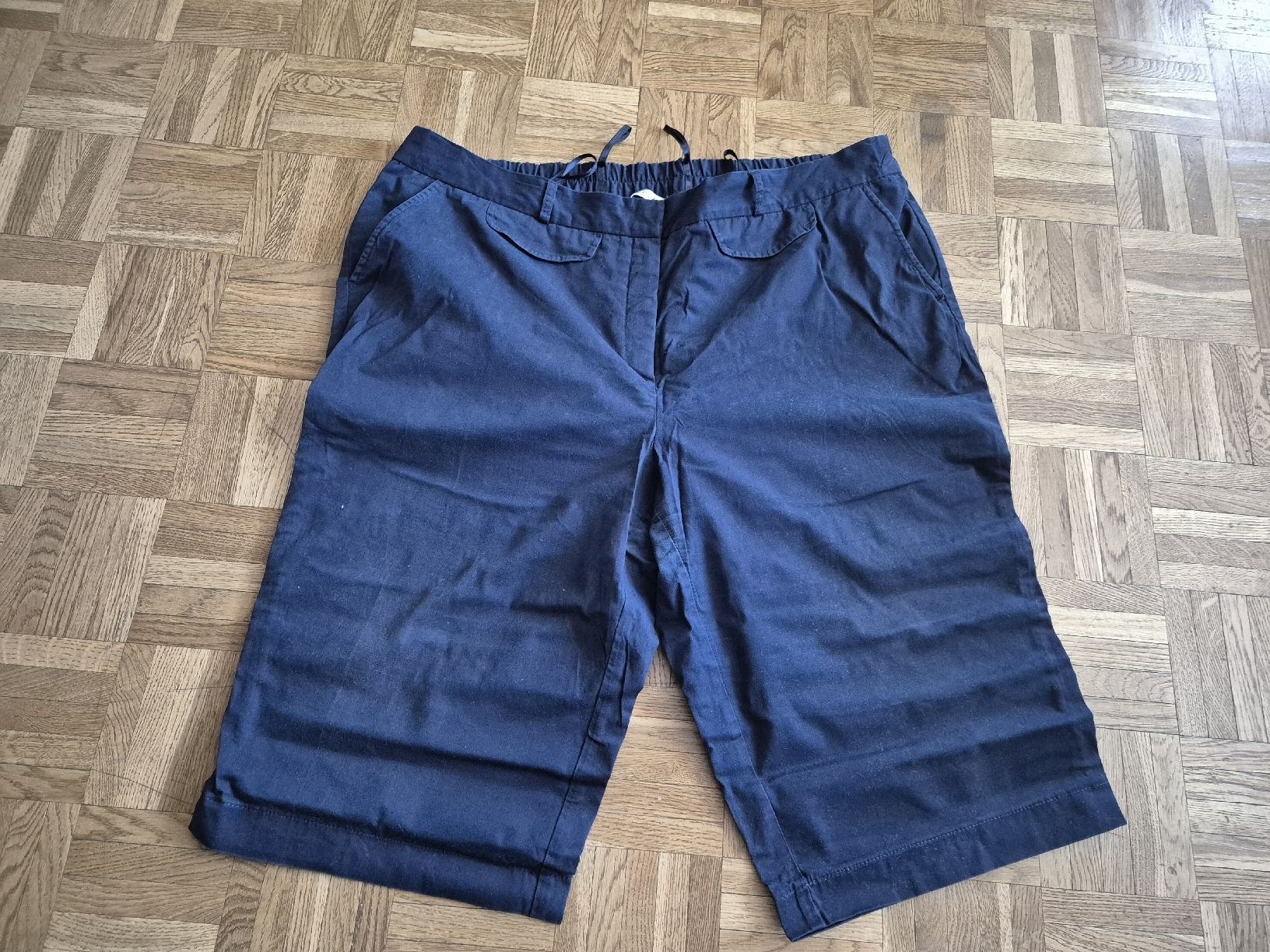 Ulla Popken Pantaloni: ulla popken kurze hose gr.50 – Usato da Hergiswil NW venduto da kedova3