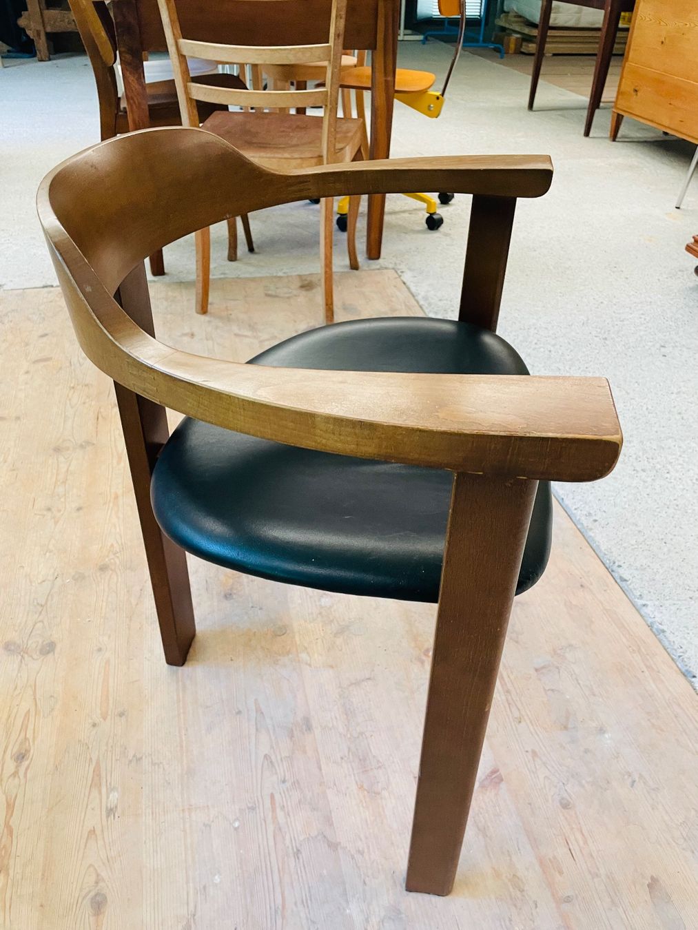 Sedie: Stuhl Designklassiker R.Haussmann – Usato da Lungern venduto da Barbados04 2