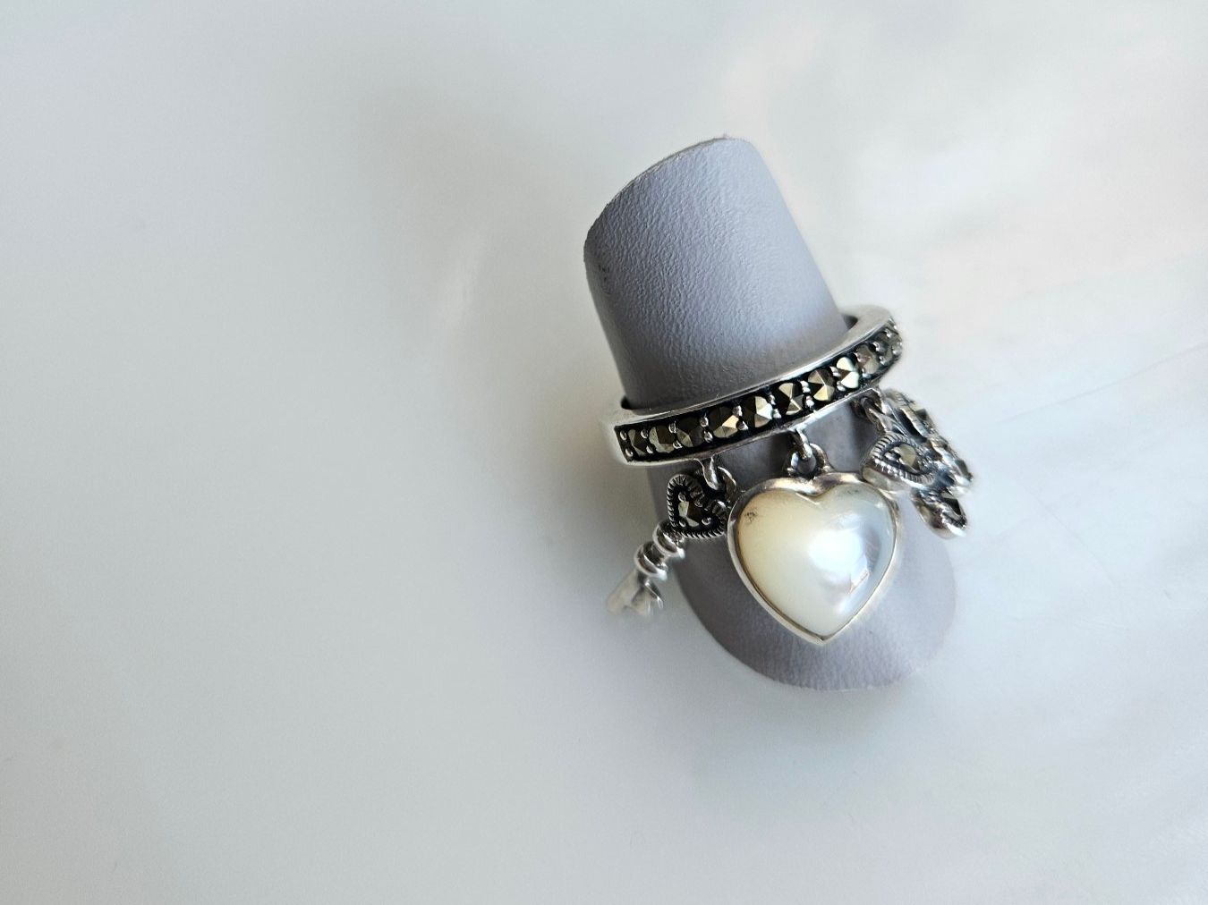 Anelli: Ring aus Silber mit Perlmutt Grösse 52 – Nuovo (secondo la descrizione) da Winterthur venduto da ste_tcx5 1