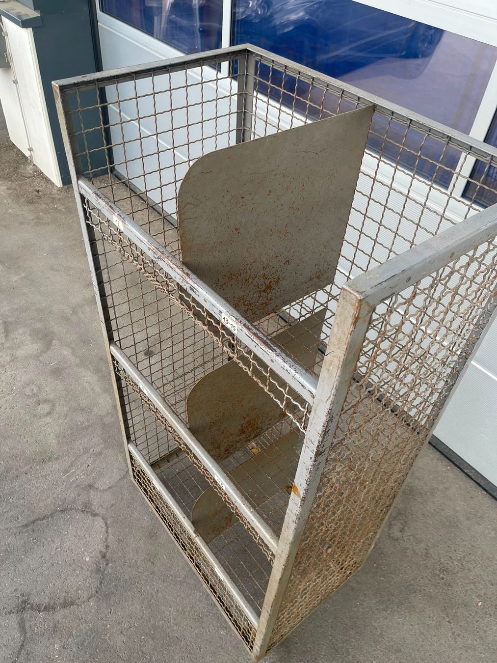 Carrelli di trasporto: Metallkorb Regalwagen 6 Fächer grau gebraucht – Usato da Münchwilen TG venduto da IntoMotion_GmbH 3