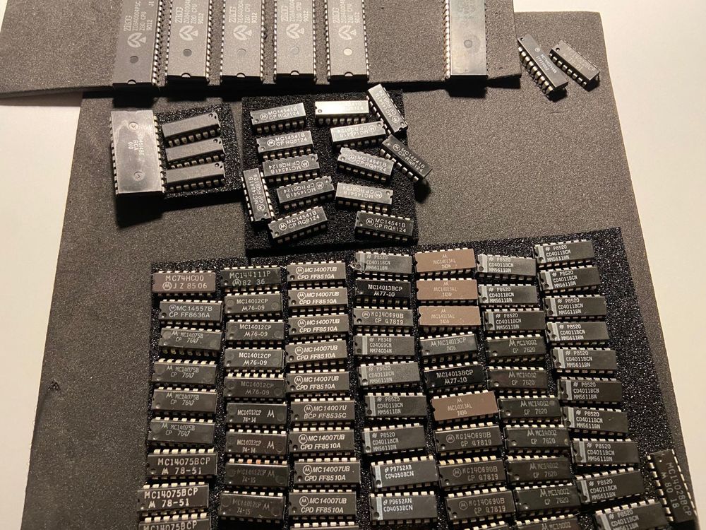 CPU Z80 Zilog diverse IC's (Gebraucht) in Langnau am Albis für CHF 42 ...
