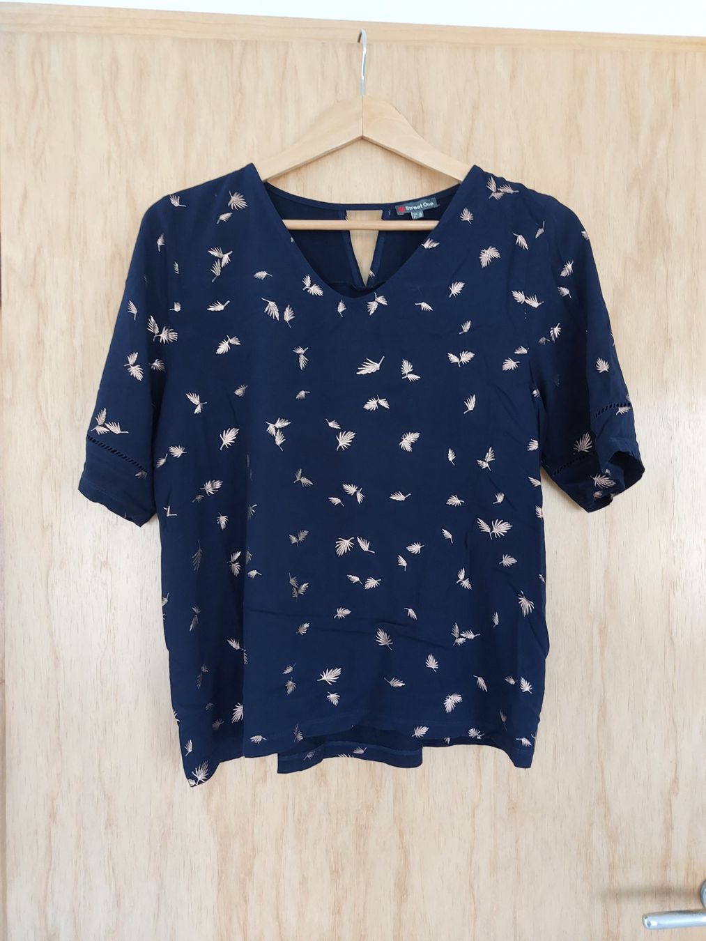 T-Shirts: Street One T'Shirt Gr.  42 – Gebraucht aus Schmitten FR von ReniStern