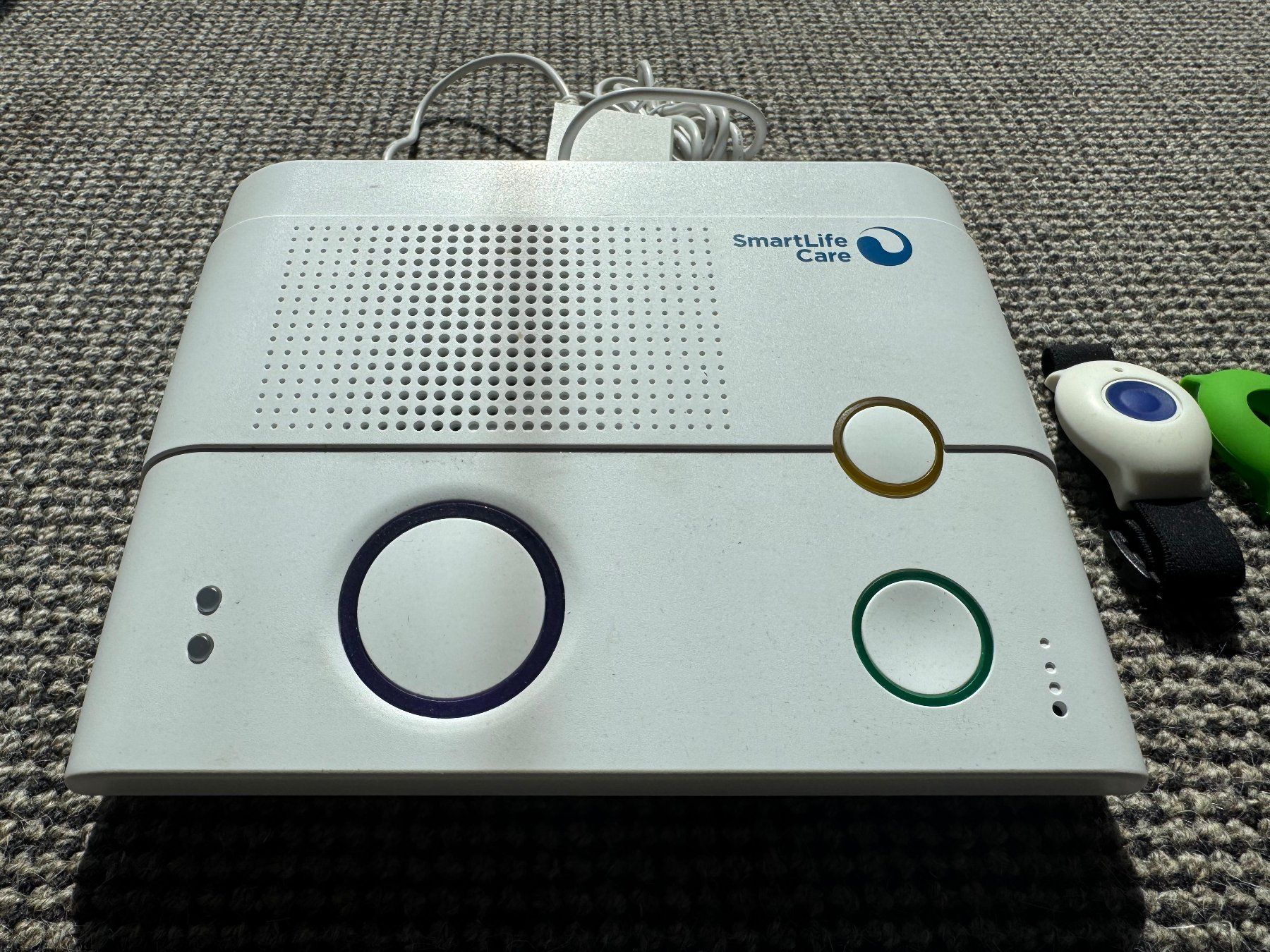 SmartLife Care Sistemi d'allarme: SmartLife Care Notruf-System "Genius" – Usato da Olten venduto da mbeausbs 1