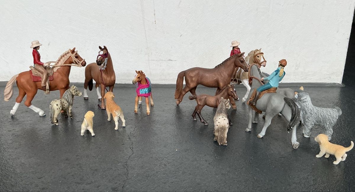 Schleich Giocattoli: Schleich Pferde, Hunde – Nuovo (secondo la descrizione) da Kreuzlingen venduto da Sole2012
