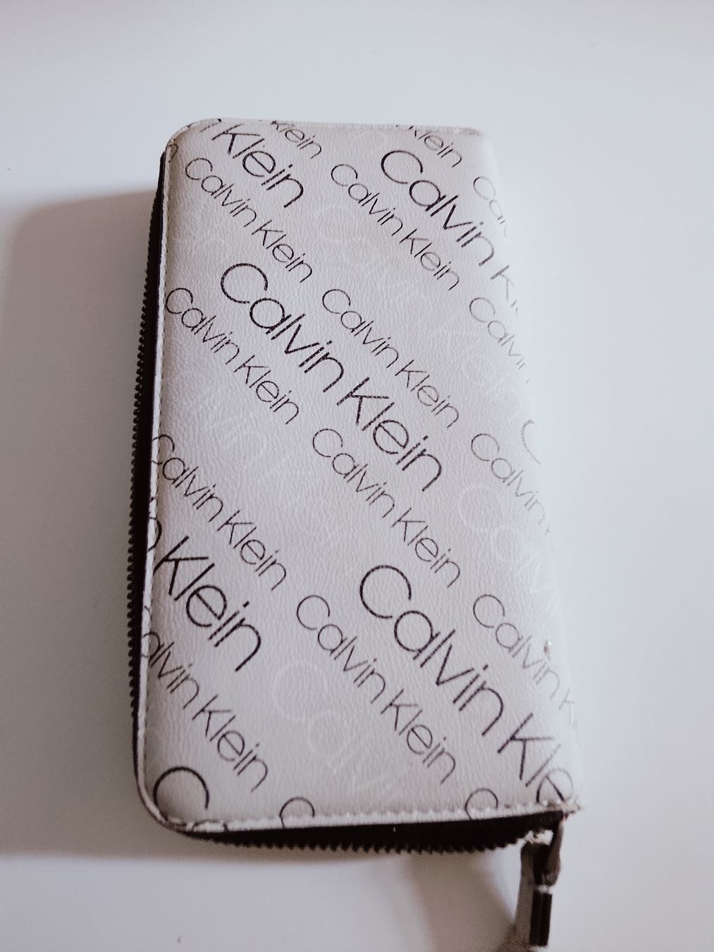 Calvin Klein Portemonnaie: Grosse Calvin klein Geldbörse damen – Gebraucht aus Biel/Bienne von Vintage-timearts 2