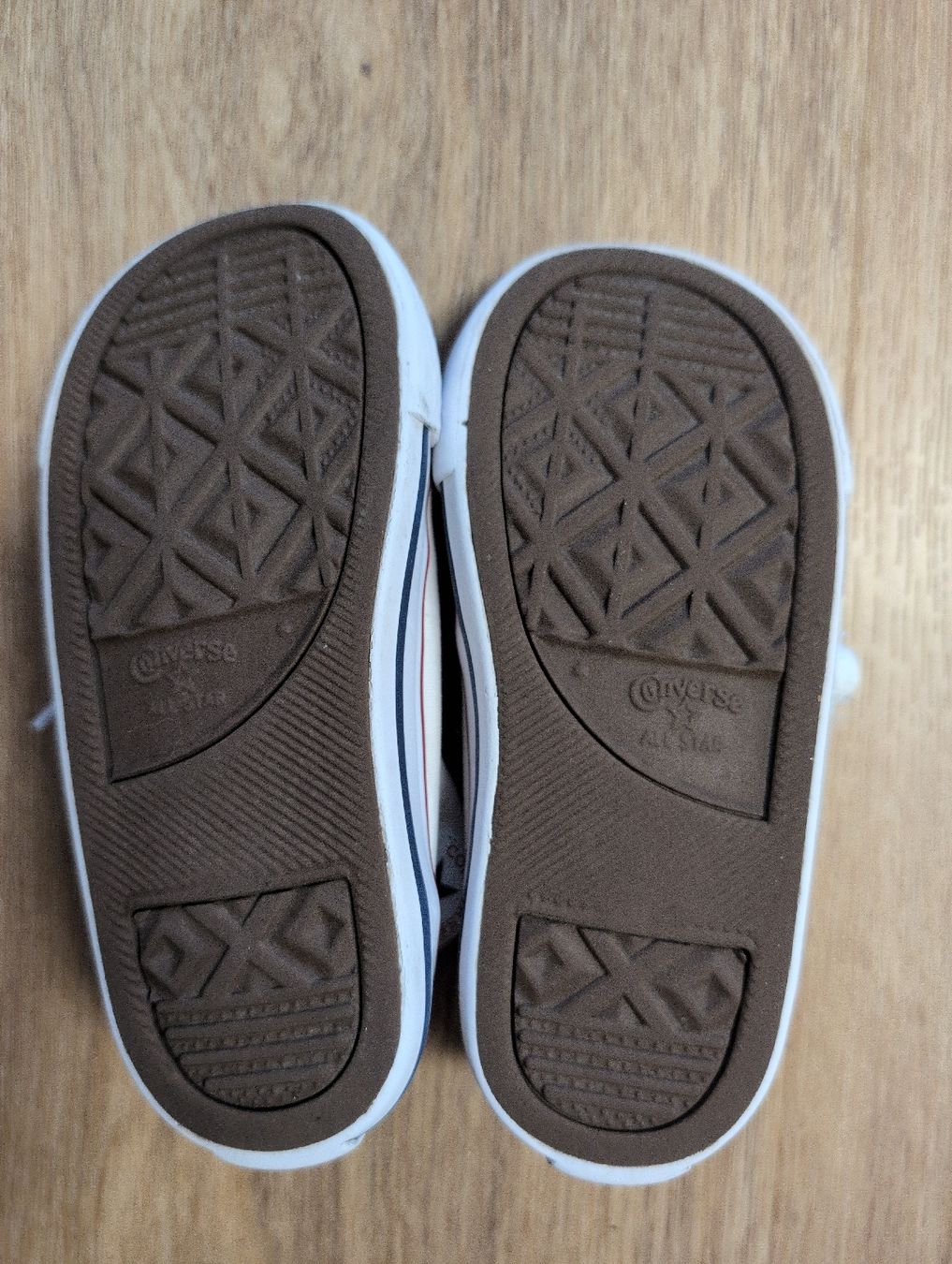Converse Scarpe per ragazzi: Converse All Stars Gr. 24, weiss – Usato da Dübendorf venduto da SomeEnd 3