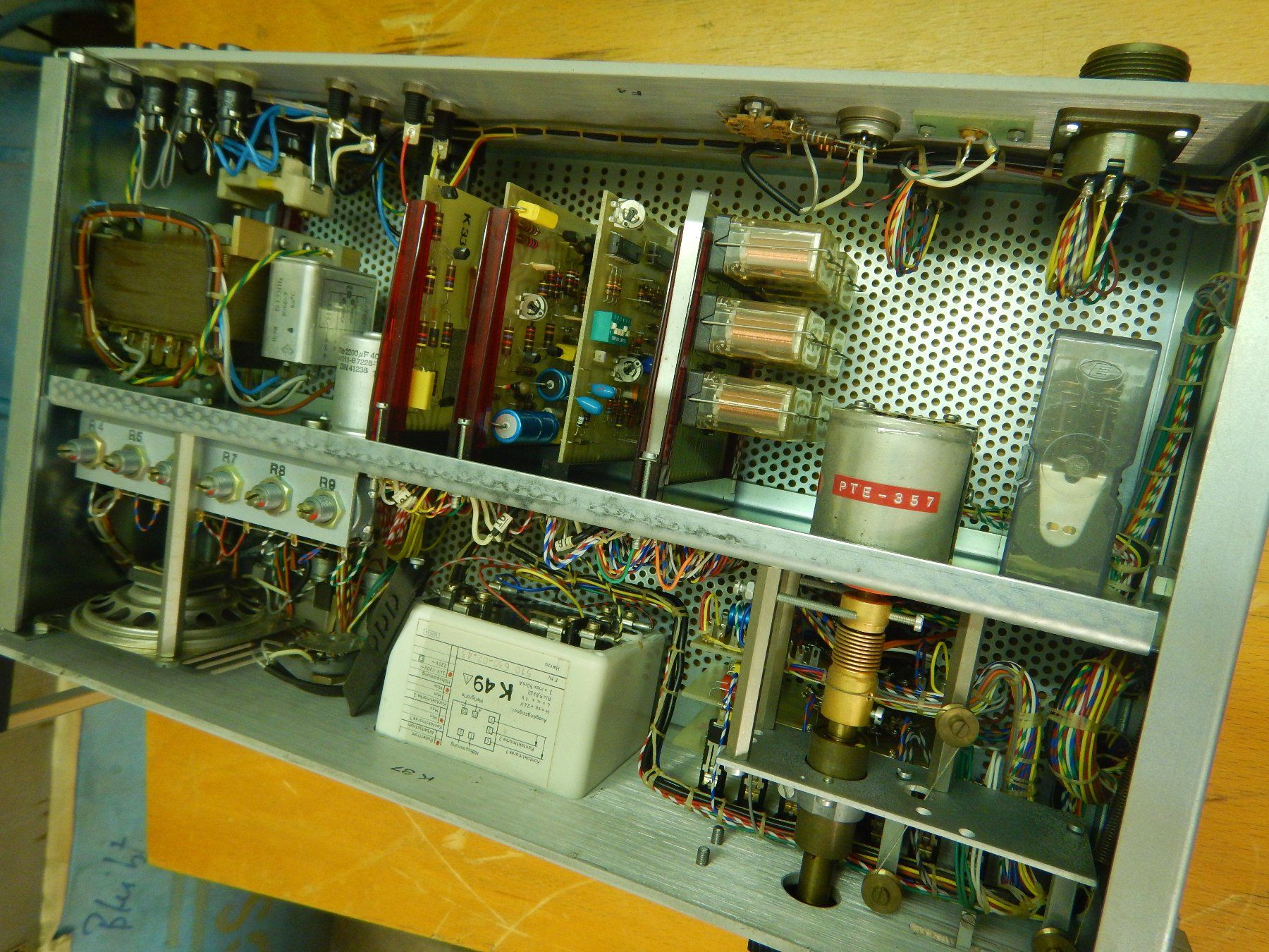 Componenti elettronici: Steuergerät Elektronik mit Drehspulinstrumenten – Usato da Hinterkappelen venduto da atomschnee 4