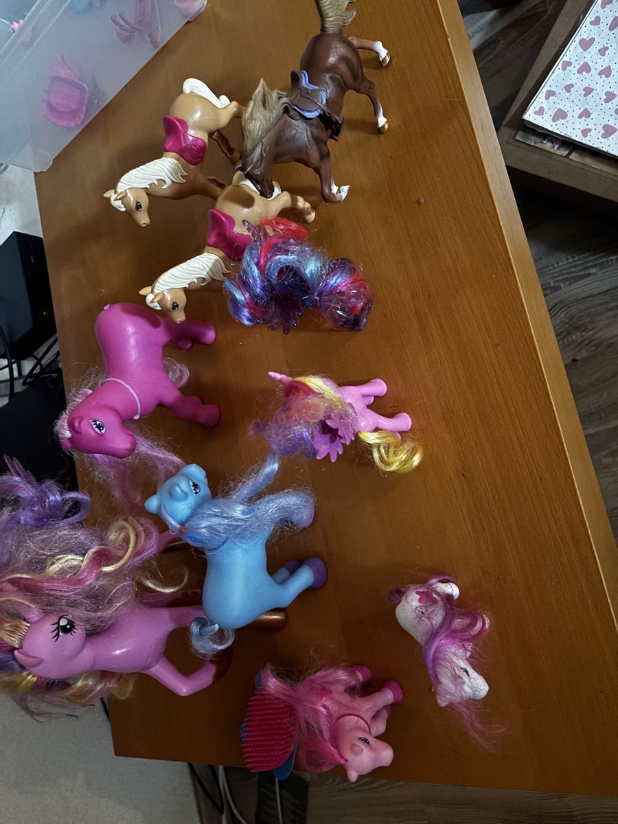Jouets: My little Pony Set – D'occasion à Wattenwil par Bounce74
