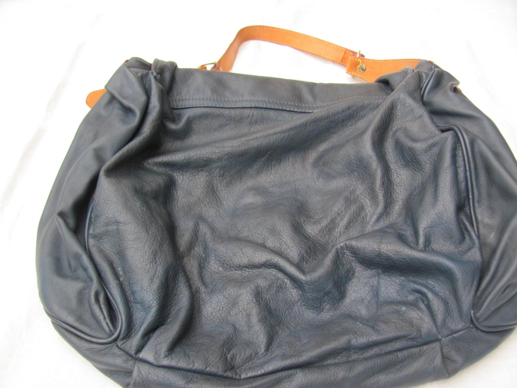 Borse da donna: Sac Genuine Leather – Usato da Vétroz venduto da magnolia5 1