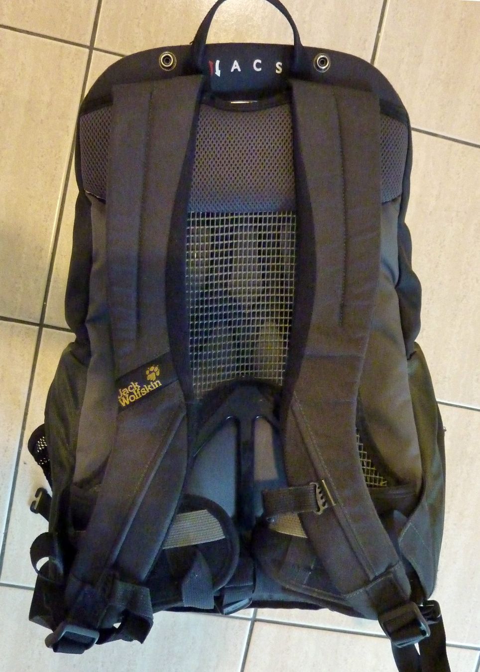Jack Wolfskin Zaini: Sac à Dos Jack Wolfskin Photo Pack – Usato da Bern venduto da Dedonegro 1