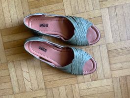 Amigas Sandals