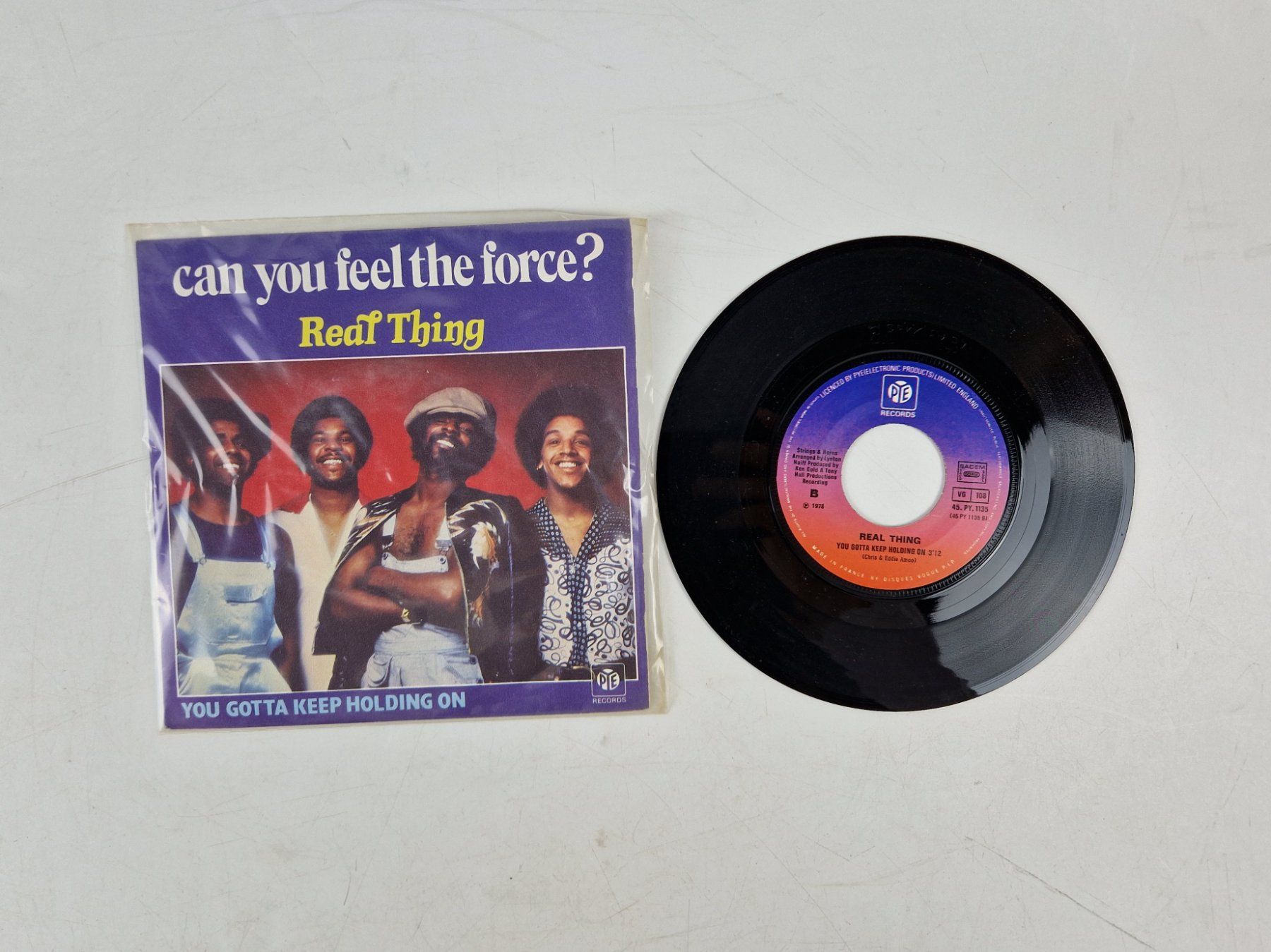 Vinyles: The Real Thing (1 Single) – D'occasion à Muhen par Restwert_Muhen 2