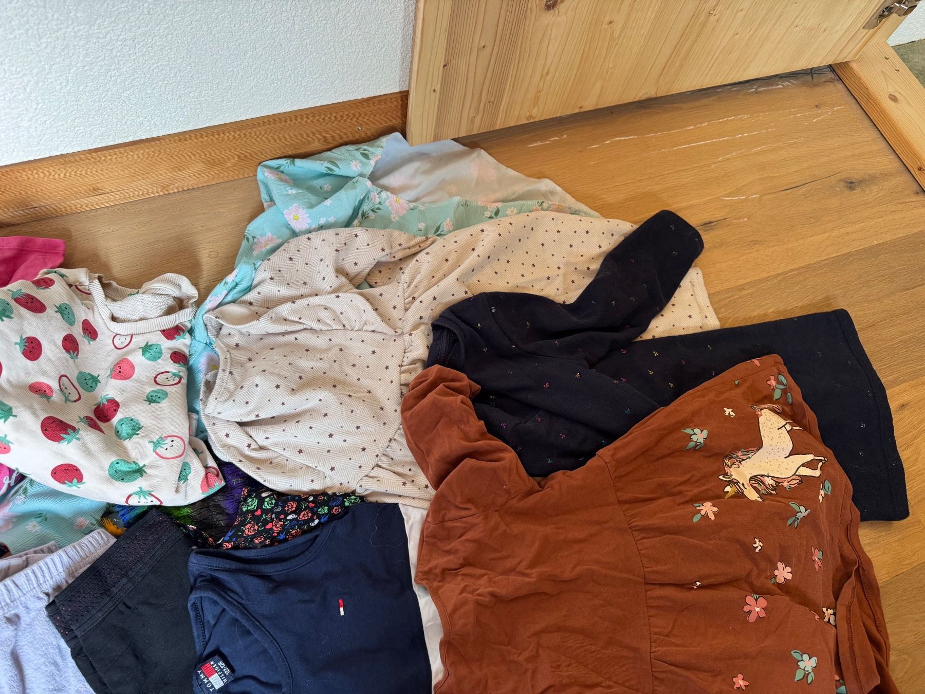 Ensembles coordonnés: grosses Kleiderset Mädchen 98-122 – D'occasion à Flawil par hallyi 4