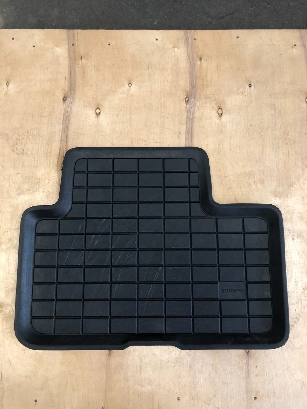 Volvo Tappeti & Tappetini: Allwettermatten Gummi Volvo XC40 Original – Usato da Kriessern venduto da schwedenstahl_fan 4