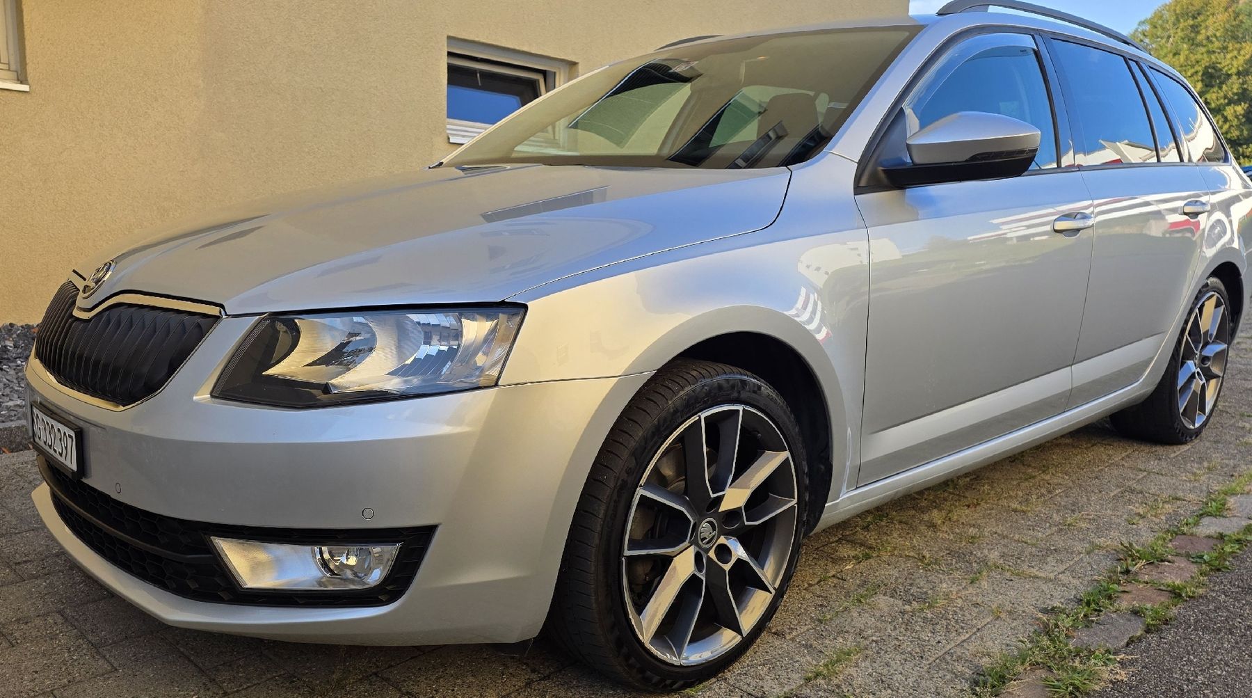 Skoda Automobili: Skoda Octavia Kombi – Usato da Lütisburg venduto da Bruce-10
