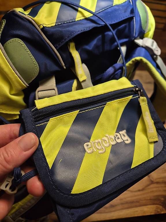 Kindertaschen: Komplett Set Ergobag Schulthek – Gebraucht aus Schänis von Sonntagskind89 4